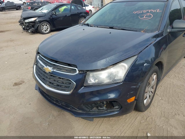 1G1PA5SH7F7134427 Chevrolet Cruze Ls Auto