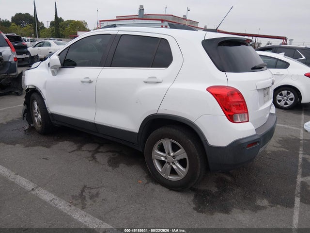 3GNCJLSB8FL203859 Chevrolet Trax Lt