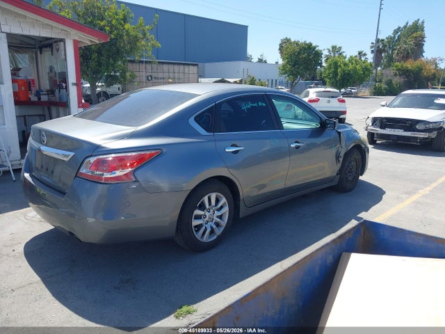 2015 Nissan Altima 2.5 S მანქანა იყიდება აუქციონზე, vin: 1N4AL3AP9FC289806, აუქციონის ნომერი: 45189933
