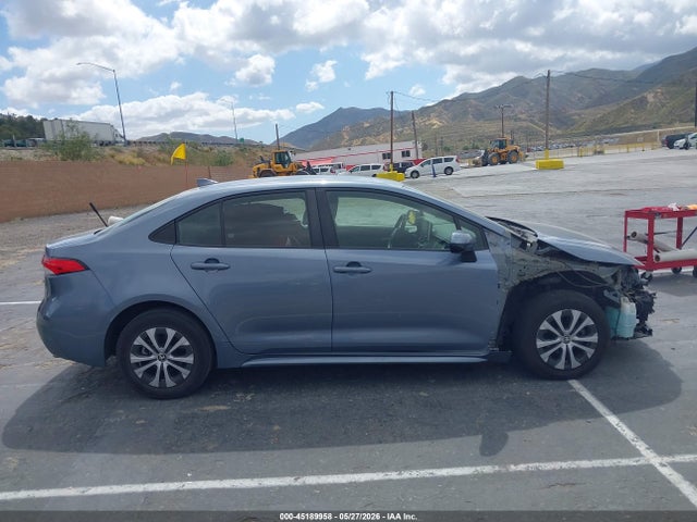 45189958 :رقم المزاد ، JTDEAMDE7MJ033139 vin ، 2021 Toyota Corolla Hybrid Le مزاد بيع