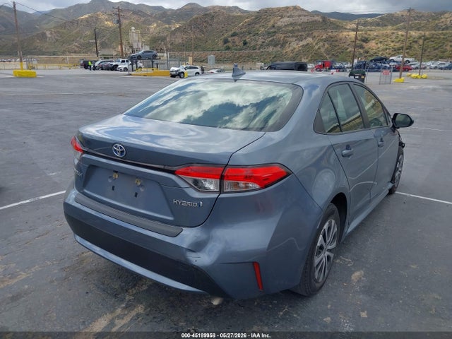 45189958 :رقم المزاد ، JTDEAMDE7MJ033139 vin ، 2021 Toyota Corolla Hybrid Le مزاد بيع