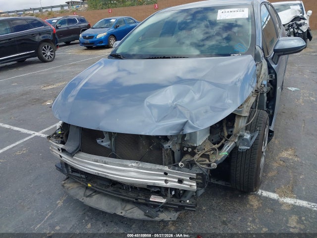 45189958 :رقم المزاد ، JTDEAMDE7MJ033139 vin ، 2021 Toyota Corolla Hybrid Le مزاد بيع