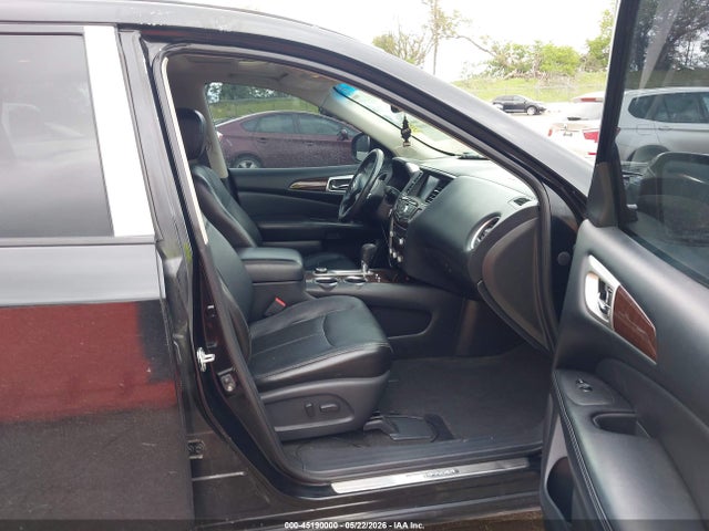 Продажа на аукционе авто 2013 Nissan Pathfinder Platinum, vin: 5N1AR2MMXDC638162, номер лота: 45190000