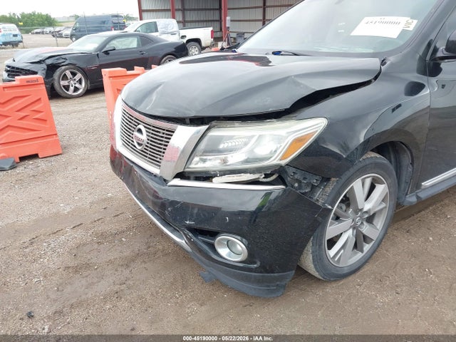 Продажа на аукционе авто 2013 Nissan Pathfinder Platinum, vin: 5N1AR2MMXDC638162, номер лота: 45190000