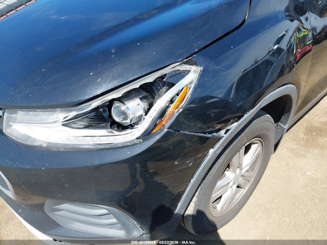 3GNCJPSB3HL283761 Chevrolet Trax Lt