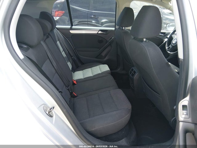 45190014 :رقم المزاد ، WVWDB7AJ2CW199050 vin ، 2012 Volkswagen Golf 2.5l 4-door مزاد بيع
