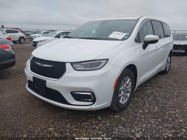 Продаж на аукціоні авто 2023 Chrysler Pacifica Touring L, vin: 2C4RC1BG2PR615843, номер лоту: 45190023