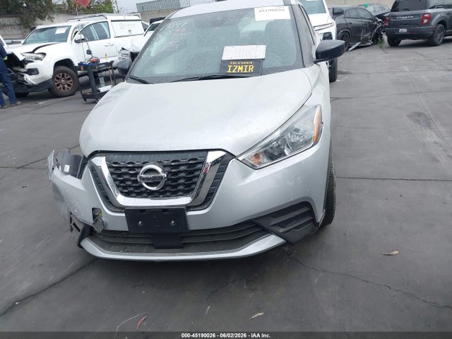 3N1CP5BV5LL485308 Nissan Kicks S Xtronic Cvt