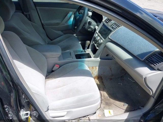 45190054 :رقم المزاد ، 4T1BF3EK0BU157022 vin ، 2011 Toyota Camry مزاد بيع