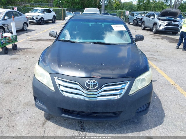 45190054 :رقم المزاد ، 4T1BF3EK0BU157022 vin ، 2011 Toyota Camry مزاد بيع