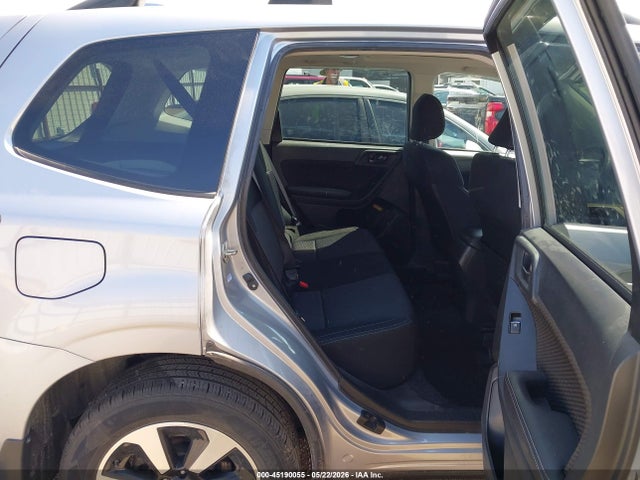 2017 Subaru Forester 2.5i Premium მანქანა იყიდება აუქციონზე, vin: JF2SJAEC5HH806669, აუქციონის ნომერი: 45190055