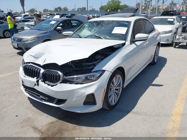 BMW 330I 2023 3MW69FF07P8D40334 Image 2