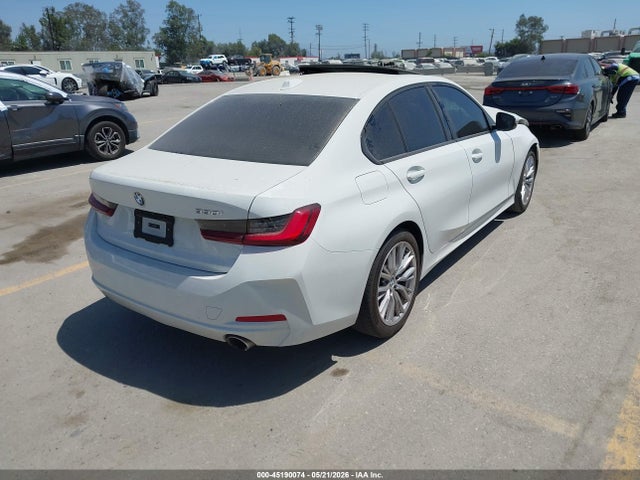 BMW 330I 2023 3MW69FF07P8D40334 Image 4