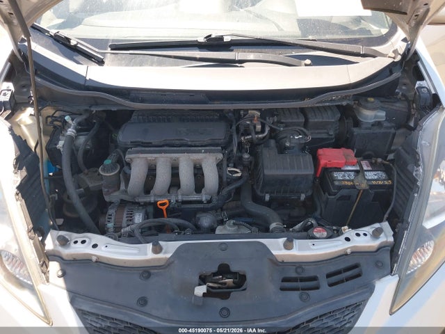 45190075 :رقم المزاد ، JHMGE8H34DC075283 vin ، 2013 Honda Fit مزاد بيع