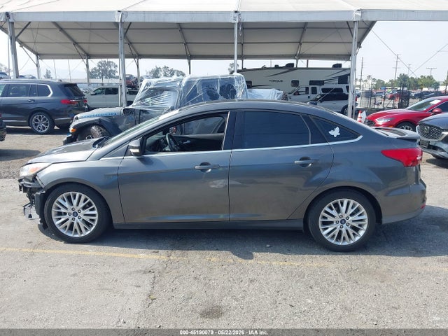 Ford Focus Titanium 2017 1FADP3J28HL245627 Image 14