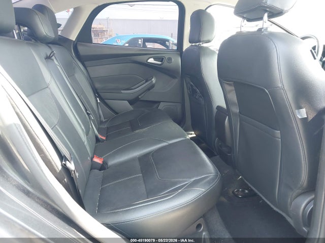 Ford Focus Titanium 2017 1FADP3J28HL245627 Image 8