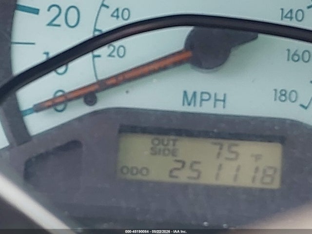 45190084 :رقم المزاد ، 1NXBR32E04Z237669 vin ، 2004 Toyota Corolla Le مزاد بيع