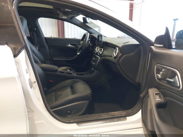 Продажа на аукционе авто 2019 Mercedes-benz Cla 250, vin: WDDSJ4EB0KN773134, номер лота: 45190103