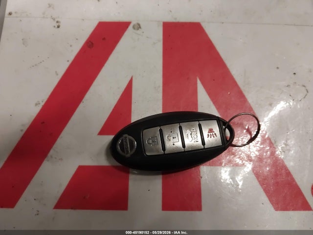 2013 Nissan Sentra Sr მანქანა იყიდება აუქციონზე, vin: 3N1AB7AP2DL770411, აუქციონის ნომერი: 45190152