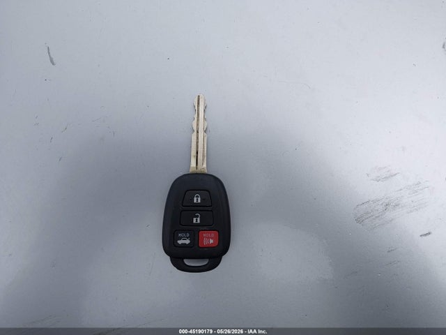 45190179 :رقم المزاد ، 4T1BF1FKXCU156609 vin ، 2012 Toyota Camry Se مزاد بيع