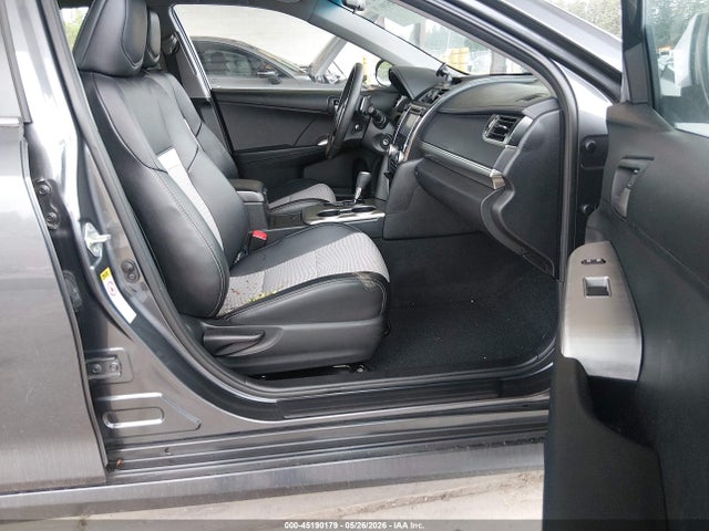 45190179 :رقم المزاد ، 4T1BF1FKXCU156609 vin ، 2012 Toyota Camry Se مزاد بيع