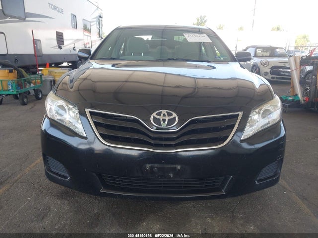 2011 Toyota Camry Le მანქანა იყიდება აუქციონზე, vin: 4T4BF3EK6BR177040, აუქციონის ნომერი: 45190198