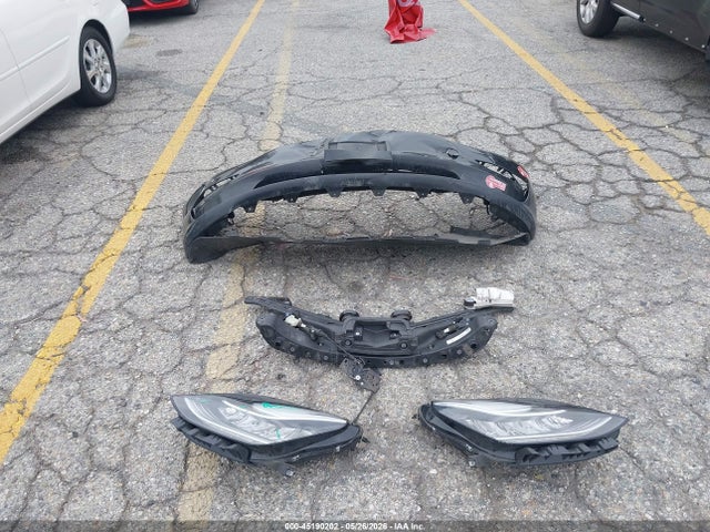 2018 Tesla Model 3 Long Range/mid Range მანქანა იყიდება აუქციონზე, vin: 5YJ3E1EA7JF045526, აუქციონის ნომერი: 45190202