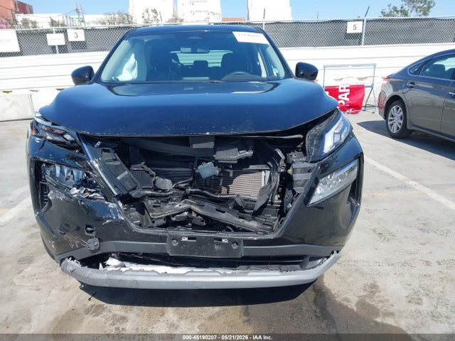 JN8BT3BA8PW417613 Nissan Rogue Sv Fwd