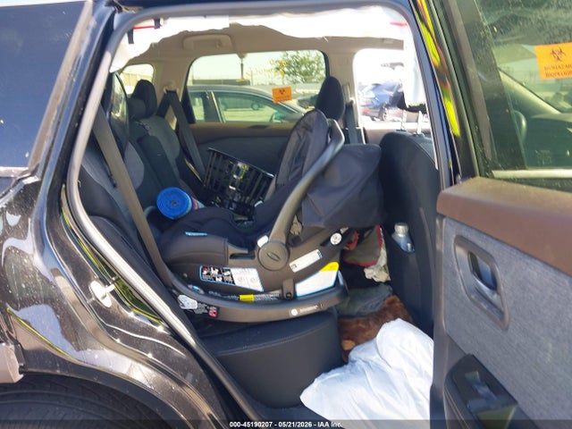 JN8BT3BA8PW417613 Nissan Rogue Sv Fwd