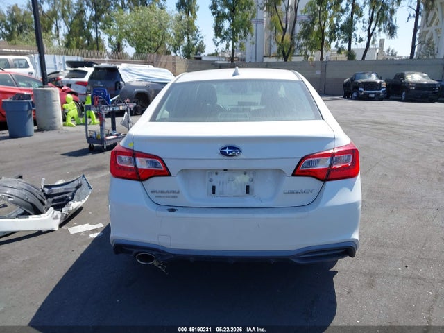 Subaru Legacy 2.5i Premium 2018 4S3BNAF66J3003884 Image 16