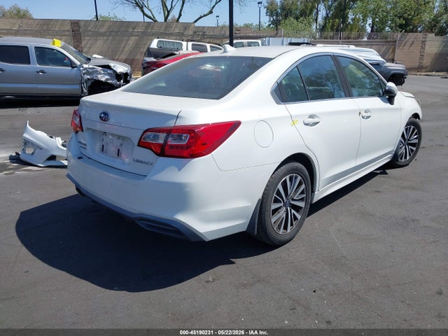 Subaru Legacy 2.5i Premium 2018 4S3BNAF66J3003884 Image 4