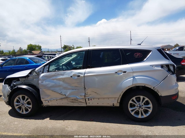 Ford ESCAPE SE 2017 1FMCU9GD9HUC95467 Image 15