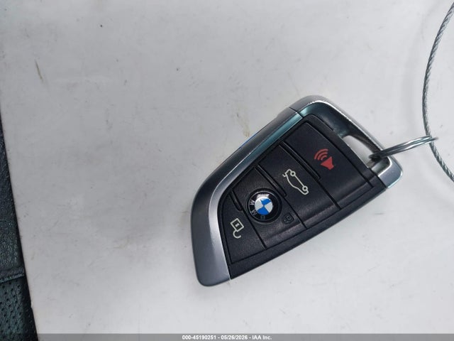 Продажа на аукционе авто 2017 Bmw X5 Xdrive50i, vin: 5UXKR6C58H0J84381, номер лота: 45190251