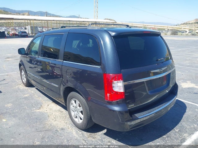 2013 Chrysler Town & Country Touring მანქანა იყიდება აუქციონზე, vin: 2C4RC1BG2DR593998, აუქციონის ნომერი: 45190271