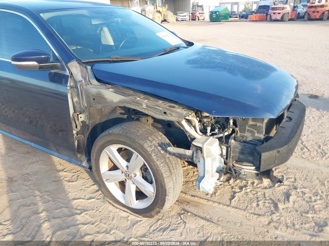 45190273 :رقم المزاد ، 1VWAS7A37FC079977 vin ، 2015 Volkswagen Passat 1.8t Limited Edition مزاد بيع