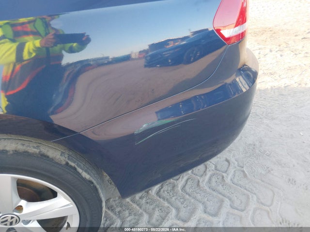 45190273 :رقم المزاد ، 1VWAS7A37FC079977 vin ، 2015 Volkswagen Passat 1.8t Limited Edition مزاد بيع