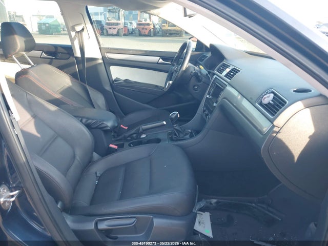 45190273 :رقم المزاد ، 1VWAS7A37FC079977 vin ، 2015 Volkswagen Passat 1.8t Limited Edition مزاد بيع