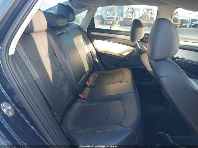 45190273 :رقم المزاد ، 1VWAS7A37FC079977 vin ، 2015 Volkswagen Passat 1.8t Limited Edition مزاد بيع