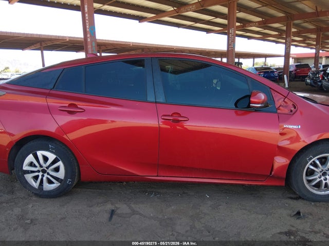 Toyota Prius Two 2018 JTDKBRFU3J3597792 Image 13