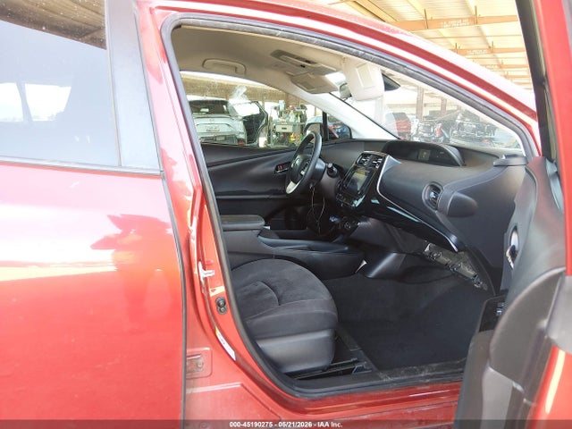 Toyota Prius Two 2018 JTDKBRFU3J3597792 Image 5