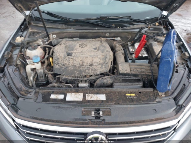 Aukcja sprzedaży 2018 Volkswagen Passat 2.0t Se, vin: 1VWBA7A33JC033966, numer aukcji: 45190294