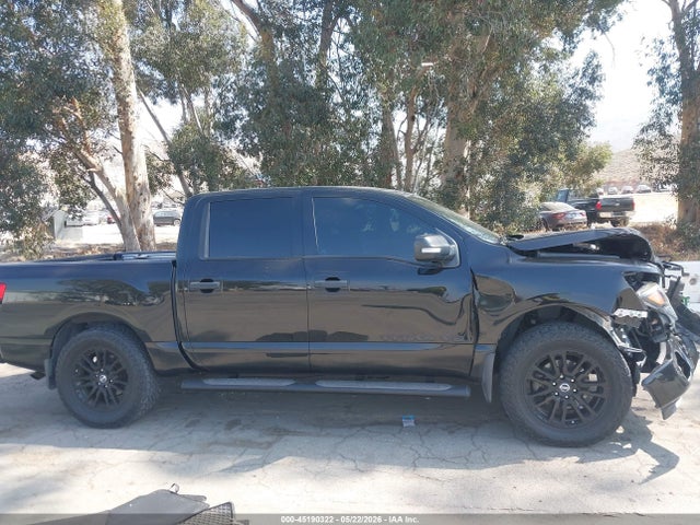 45190322 :رقم المزاد ، 1N6AA1E64JN535600 vin ، 2018 Nissan Titan Sl مزاد بيع