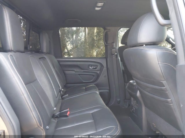 45190322 :رقم المزاد ، 1N6AA1E64JN535600 vin ، 2018 Nissan Titan Sl مزاد بيع
