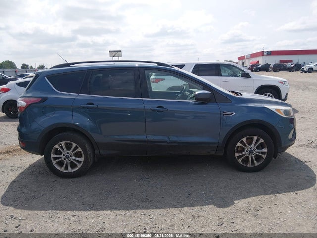 Продажа на аукционе авто 2018 Ford Escape Se, vin: 1FMCU9GD8JUB20245, номер лота: 45190350