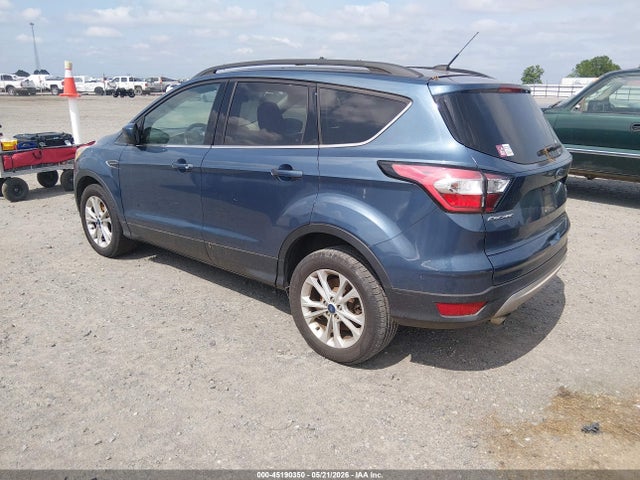 Продажа на аукционе авто 2018 Ford Escape Se, vin: 1FMCU9GD8JUB20245, номер лота: 45190350