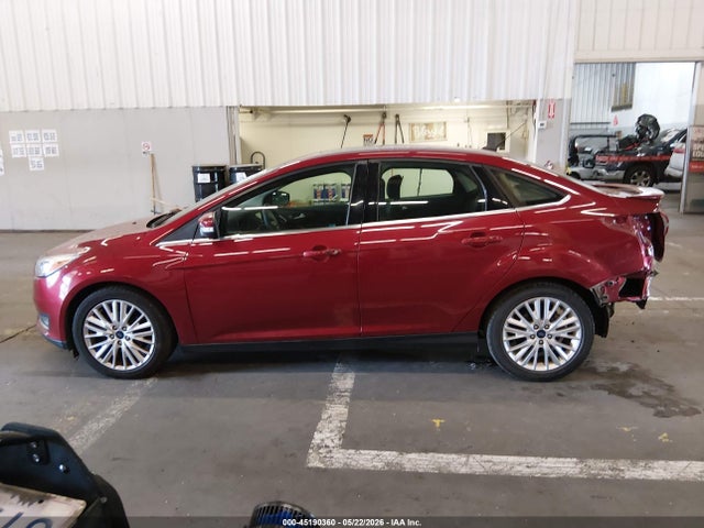 1FADP3J29HL325602 Ford Focus Titanium
