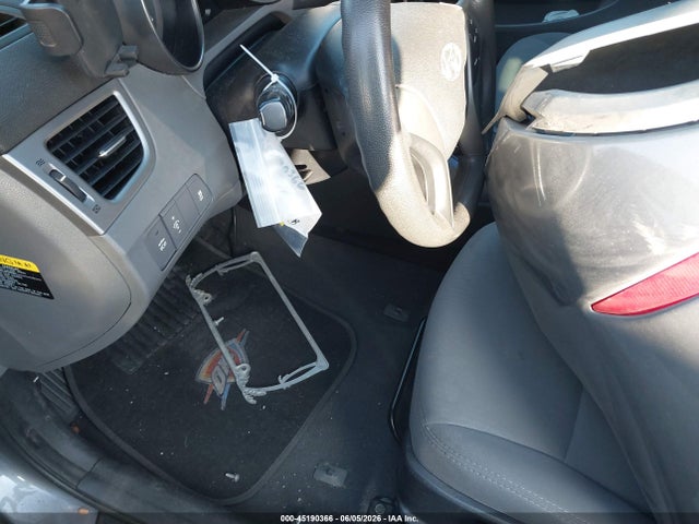 5NPDH4AE5EH524606 Hyundai ELANTRA SE
