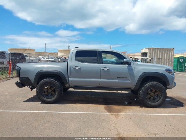 45190407 :رقم المزاد ، 3TMAZ5CN0JM057537 vin ، 2018 Toyota Tacoma Sr5 V6 مزاد بيع