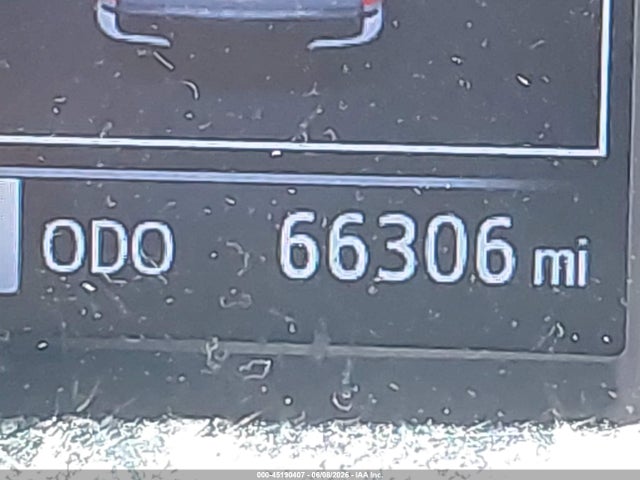 45190407 :رقم المزاد ، 3TMAZ5CN0JM057537 vin ، 2018 Toyota Tacoma Sr5 V6 مزاد بيع