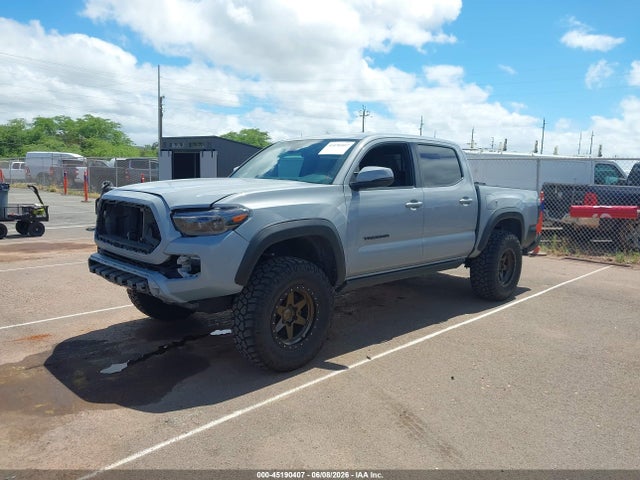 45190407 :رقم المزاد ، 3TMAZ5CN0JM057537 vin ، 2018 Toyota Tacoma Sr5 V6 مزاد بيع